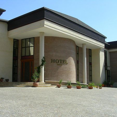 Hotel D.G. Garden Benevento Buitenkant foto