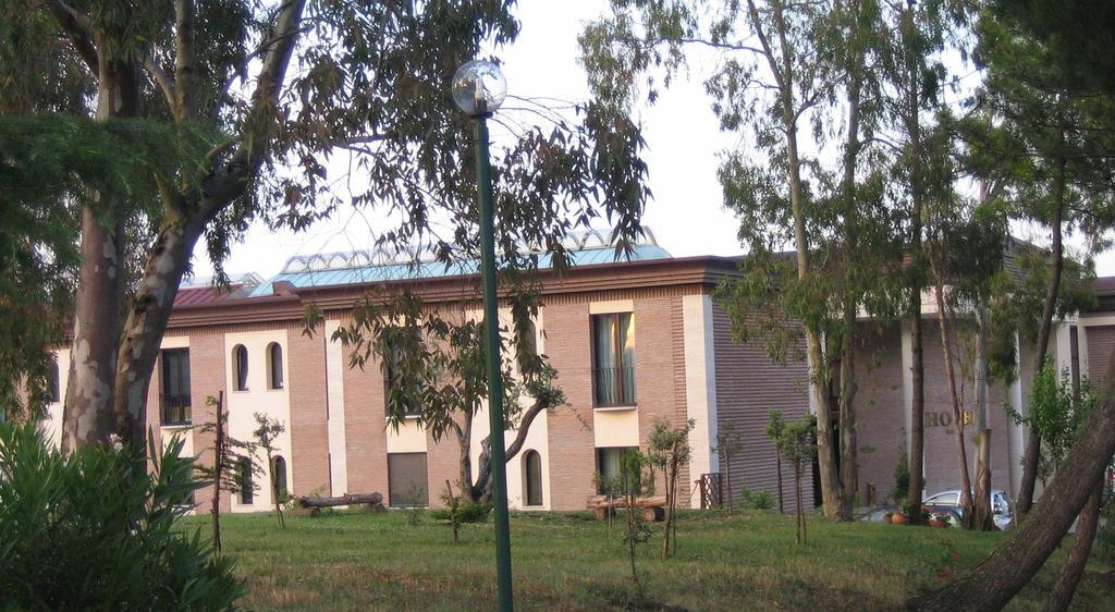Hotel D.G. Garden Benevento Buitenkant foto