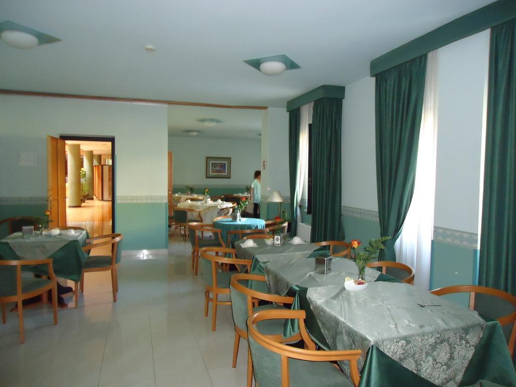 Hotel D.G. Garden Benevento Buitenkant foto